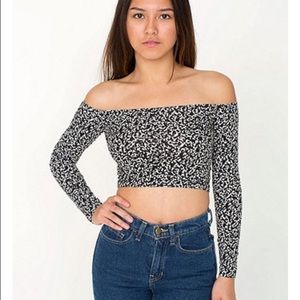 NWOT AMERICAN APPAREL LONG SLEEVE WINIE CROP TOP